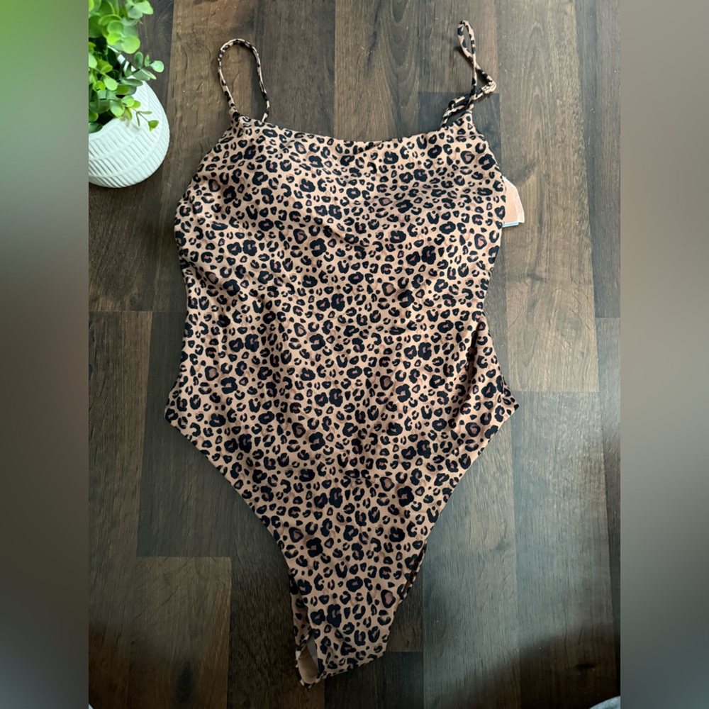 🆕 Shade & Shore Leopard One Piece Swimsuit